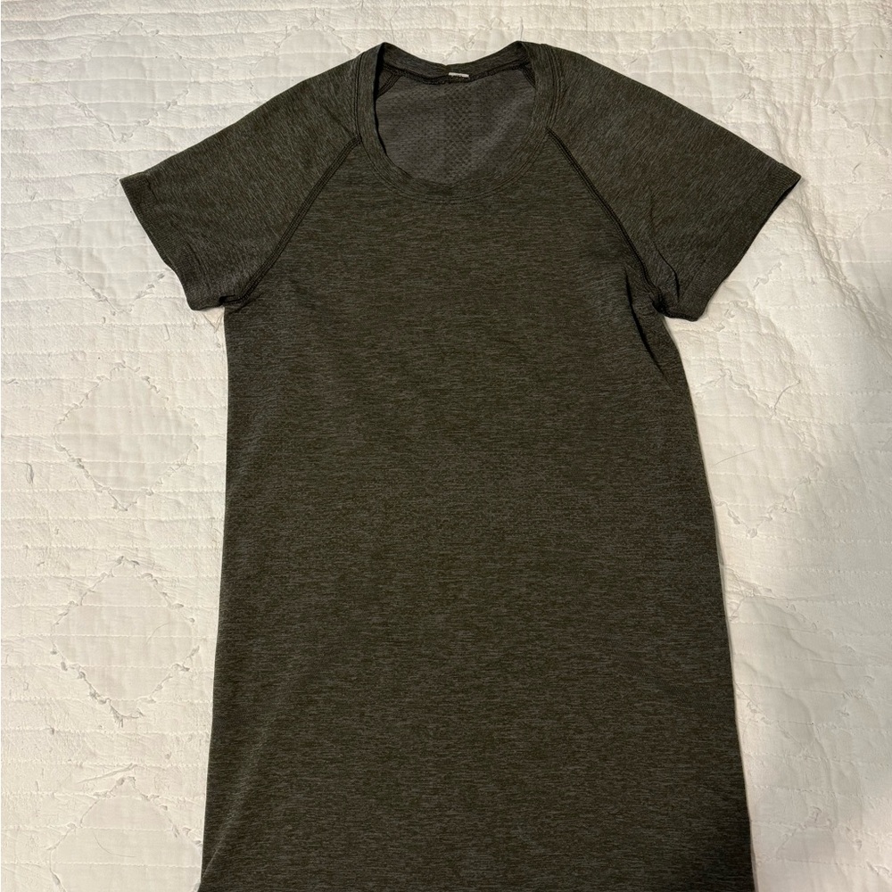 Lululemon Swiftly Tech Short-Sleeve Shirt